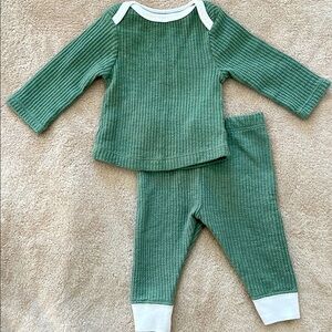 Green Waffle Knit Baby Set cloud island